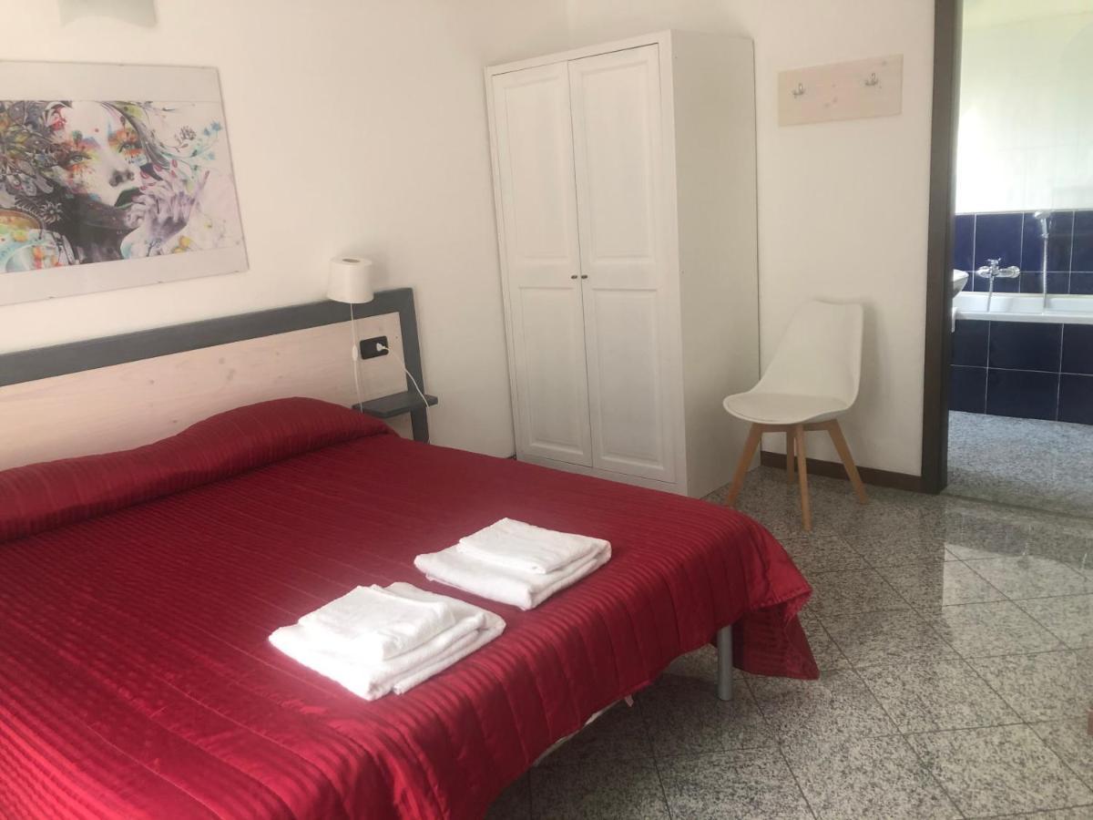 La Casa Di Anna Bed & Breakfast Delebio Bagian luar foto